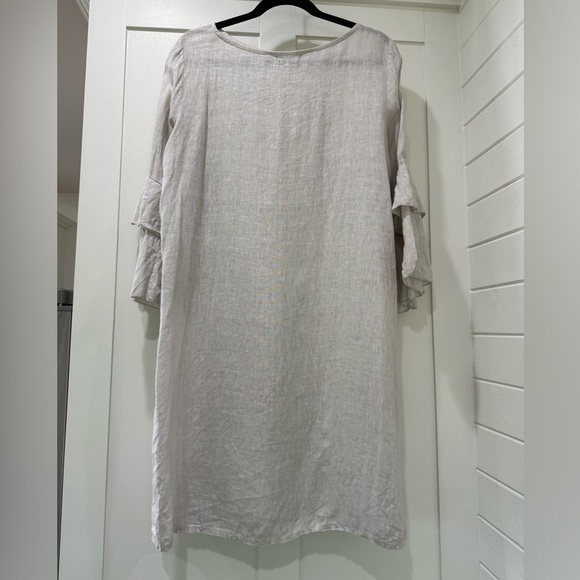 Piazza Del Tempio Light Oat Ruffle Sleeve Dress - Picture 2 of 4